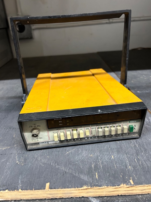 Photo 1 of Fluke 1900a counter no cords untested 