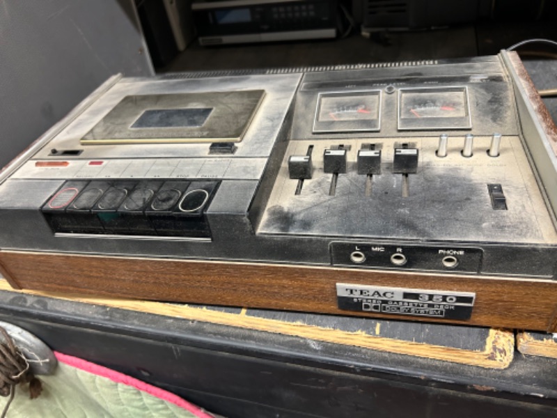 Photo 1 of Teac 350 cassette player untested 