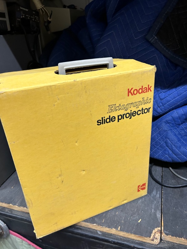 Photo 1 of Kodak slide projector AF-2 in original box missing lens untested 