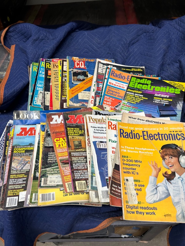 Photo 1 of Vintage radio and mechanic magazines 