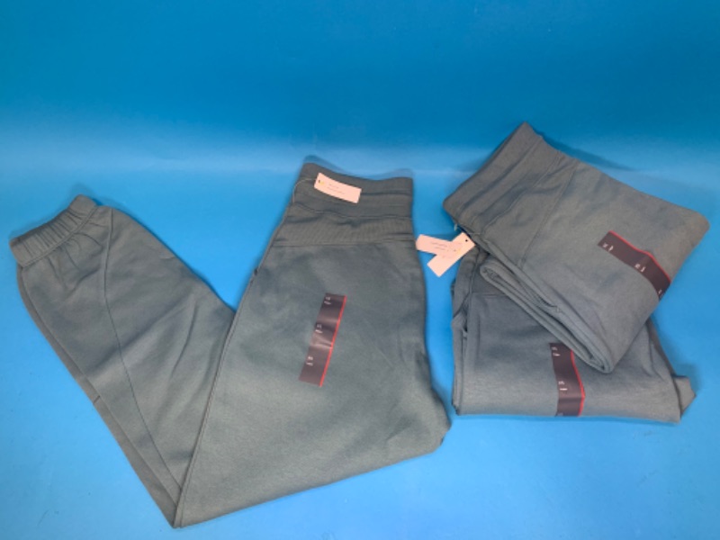 Photo 2 of 461583… 3 pairs of fleece joggers junior size xs 