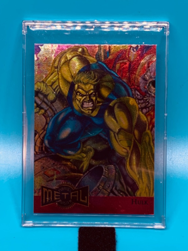 Photo 1 of 461665…hulk metal blaster limited edition card 5 in hard plastic case 