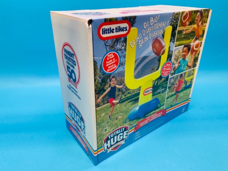 Photo 2 of 461716…little tikes huge sports football goal post and football 