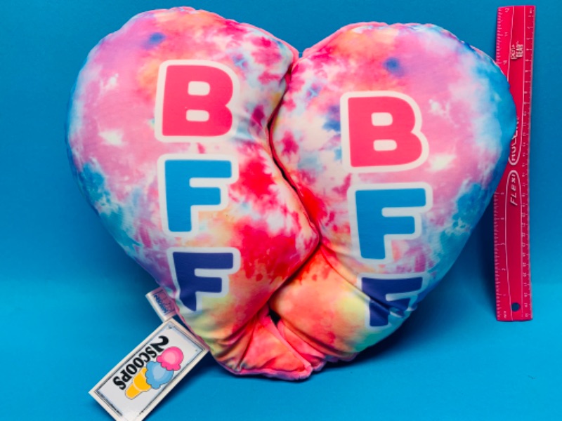 Photo 1 of 461900… …BFF plushy heart 