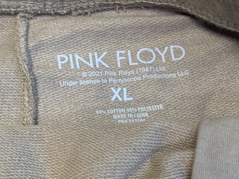 Photo 1 of 462043…size xl Pink Floyd sweat pants 