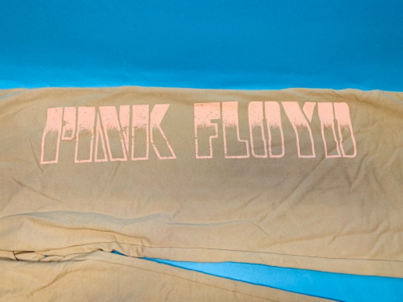 Photo 1 of 462043…size xl Pink Floyd sweat pants 