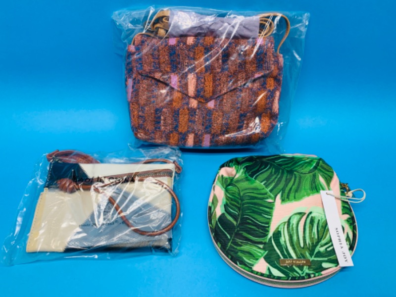 Photo 1 of 462368… 3 piece make up bag, purse, and wristlet 