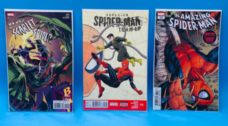 Photo 1 of 462394…3 Spider-Man  comics in plastic sleeves 