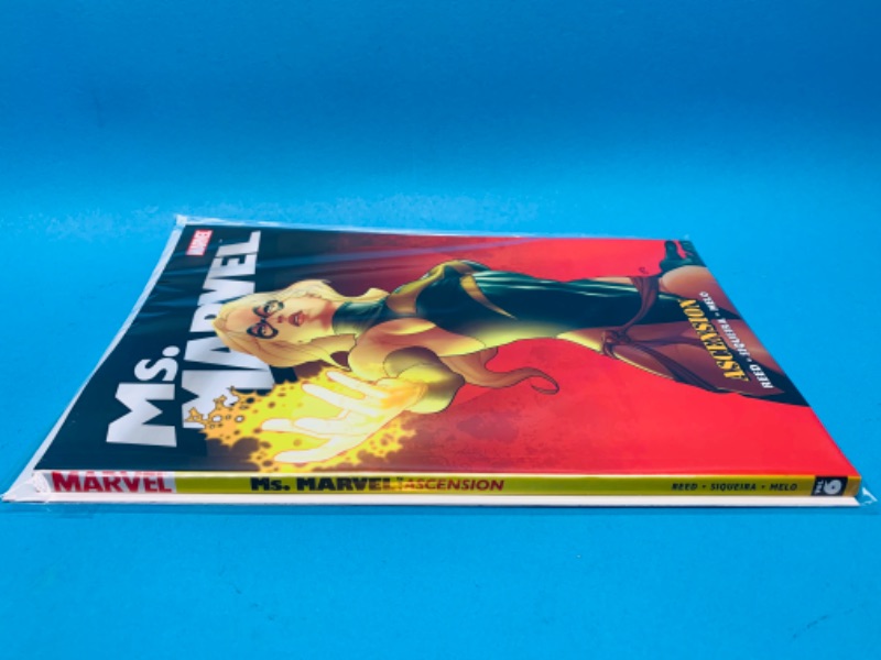 Photo 2 of 462489…Ms. marvel paperback comic novel in plastic sleeve 