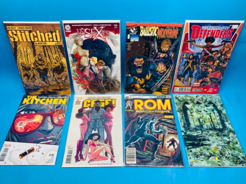 Photo 1 of 494439… 8 comics in plastic sleeves 