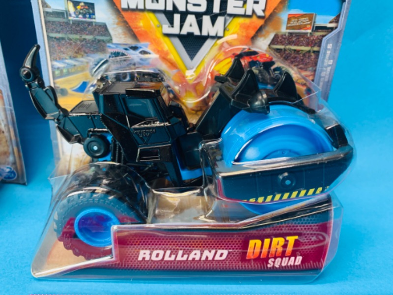 Photo 3 of 494664… 3 monster jam dirt squad trucks in packages 