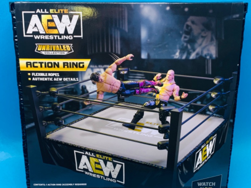 Photo 1 of 494669… AEW unrivaled collection action wrestling ring with flexible ropes in box