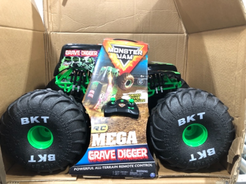 Photo 1 of Monster Jam, Official Mega Grave Digger All-Terrain Remote Control Monster Truck with Lights, 1: 6 Scale
