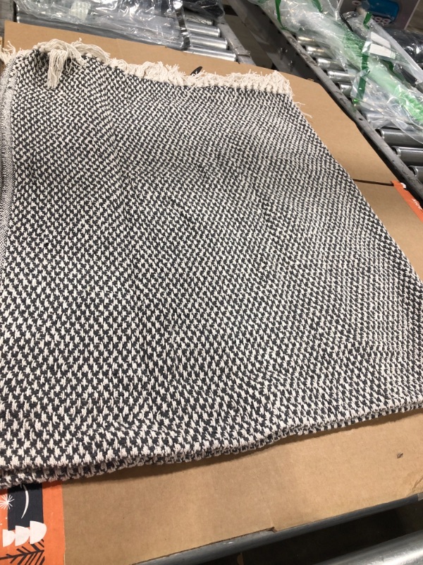 Photo 1 of DII Transitional Woven Throw, 50x60, Gray
