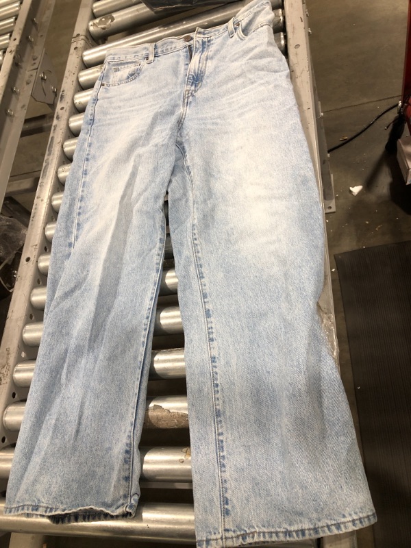 Photo 3 of Levi's
Women's High Waisted Straight Jeans