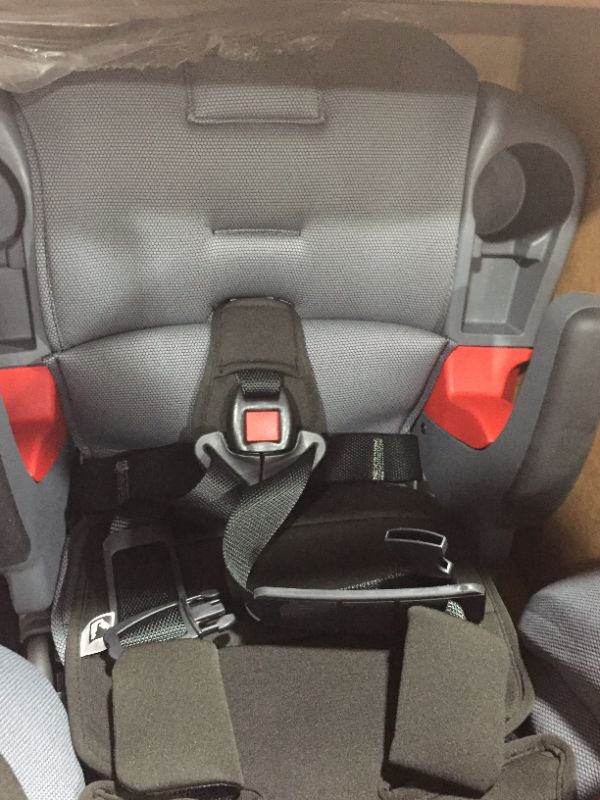 Photo 2 of Britax Grow With You Harness-2-Booster Car Seat
