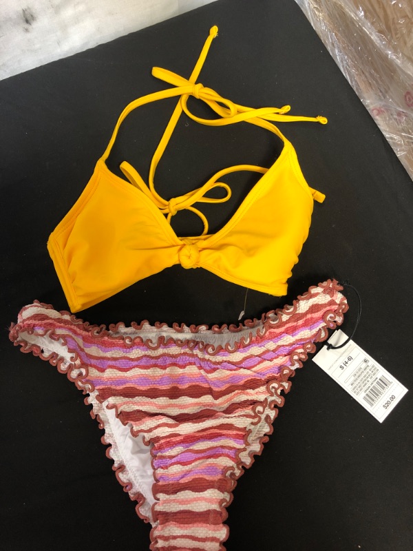 Photo 1 of 2 PC, WOMENS SWIMSUIT TOP AND BOTTOM, SIZE SMALL