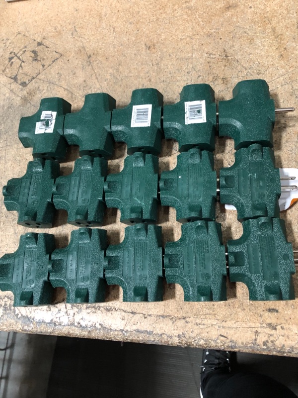 Photo 2 of 3-to-1 Adapter, Green- 15 pieces 