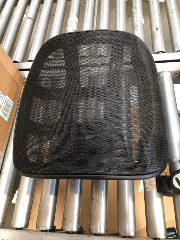 Photo 4 of (BROKEN OFF WHEEL; COSMETIC DAMAGES; MISSING HARDWARE) Gabrylly Ergonomic Mesh Office Chair