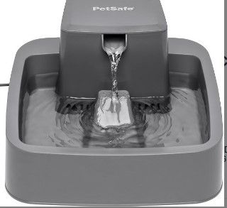 Photo 1 of Drinkwell Plastic Dog & Cat Fountain, 64-oz
