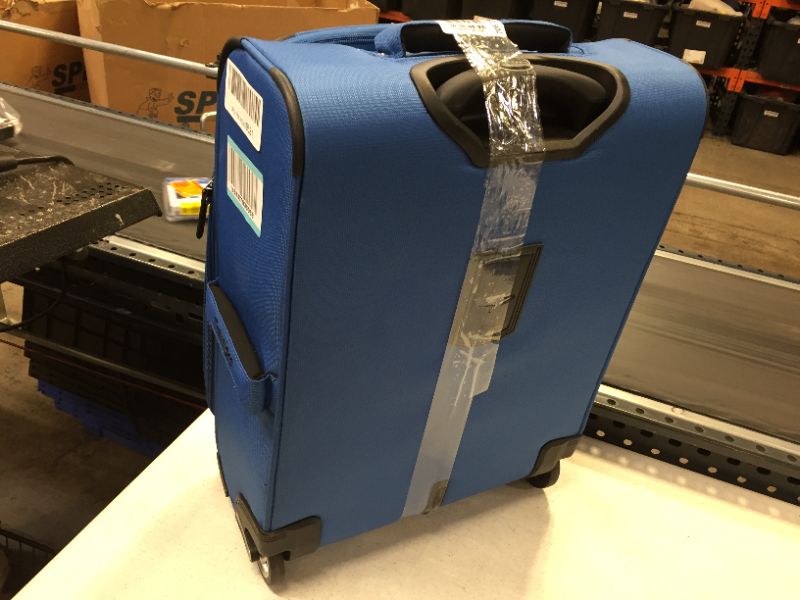 Photo 1 of  2 Wheel Luggage 21 in