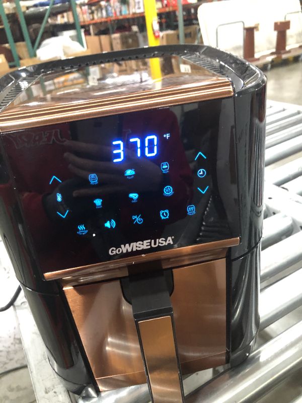 Photo 3 of GoWISE USA 7 Qt. Black/Copper Air Fryer and Dehydrator Max XL