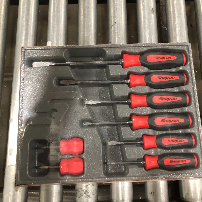 Photo 2 of 8 pc Instinct® Soft Grip Combination Screwdriver Set (Red)