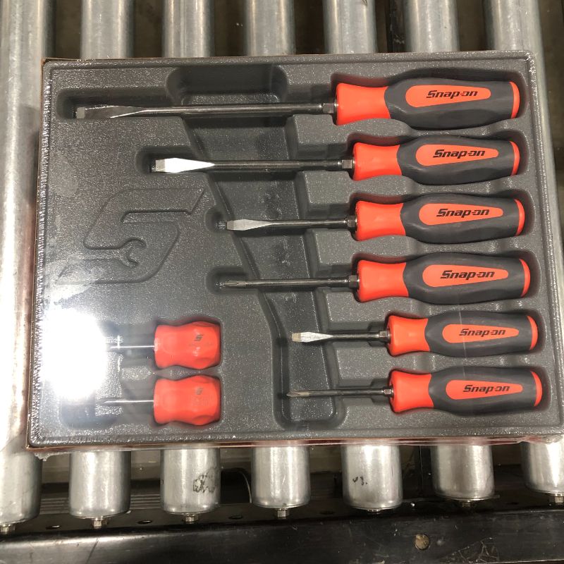 Photo 2 of 8 pc Instinct® Hard Grip Combination Screwdriver Set (Orange)