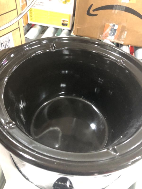 Photo 3 of Crock-Pot 4.5-Quart Slow Cooker, Manual, Black/White Pattern