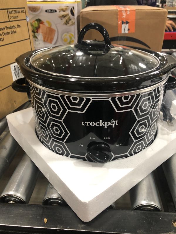 Photo 2 of Crock-Pot 4.5-Quart Slow Cooker, Manual, Black/White Pattern