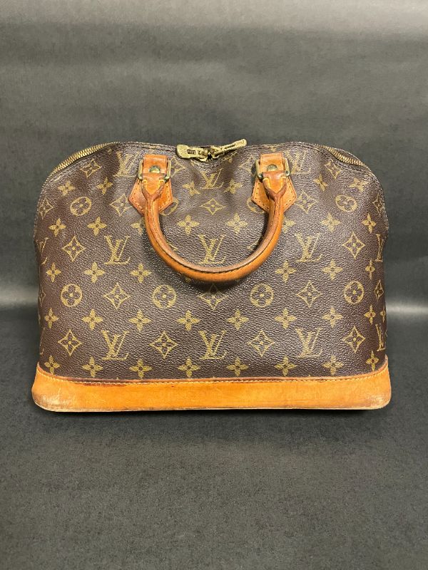 Photo 3 of ALMA BAG - PURCHASED AT LOUIS VUITTON IN NEIMAN MARCUS LAS VEGAS 2008 - REGISTRATION #VI1923 - DUST COVER INCLUDED	