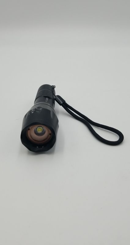 Photo 1 of RT1000 LED METAL FLASHLIGHT WITH ZOOM UP TO X2000 WRIST STRAP BLACK NEW 