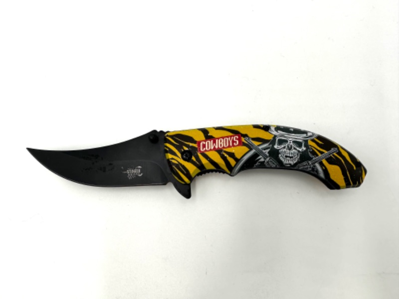 Photo 1 of COWBOY SKULL POCKET KNIFE NEW