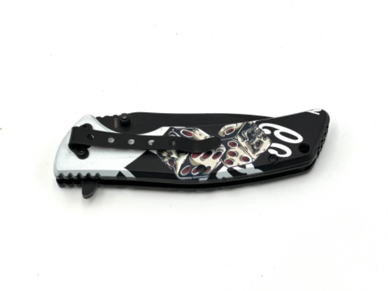Photo 1 of BLACK DICE SKULL DESIGN POCKET KNIFE NEW