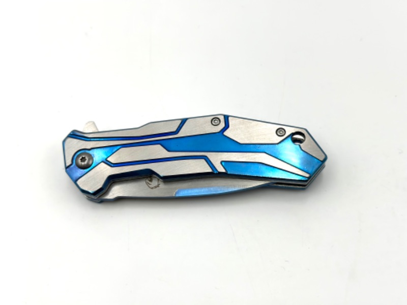 Photo 2 of BLUE AND METALLIC DESIGN FALCON POCKET KNIFE NEW 