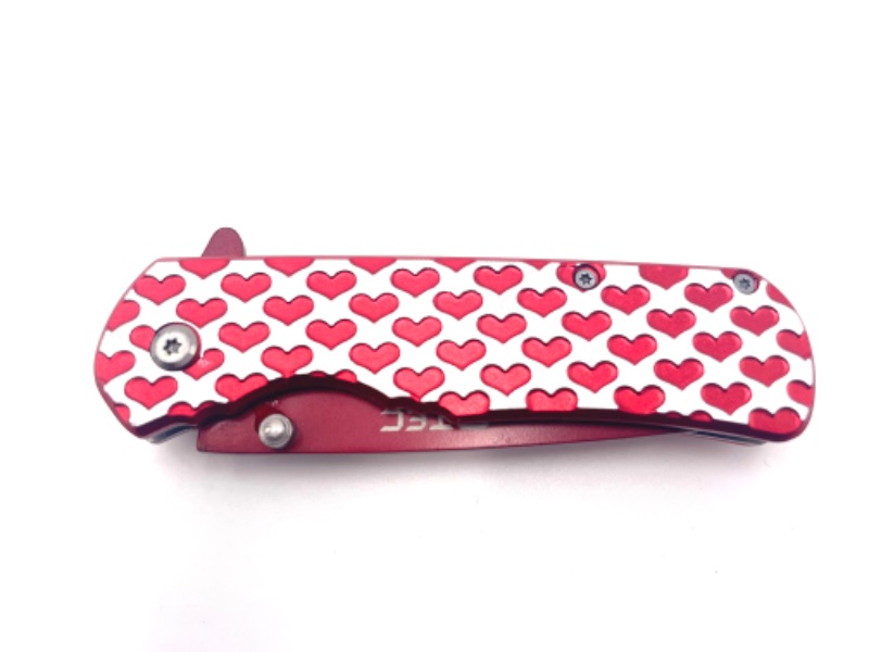 Photo 1 of RED HEARTS WITH CLIP POCKET KNIFE NEW 