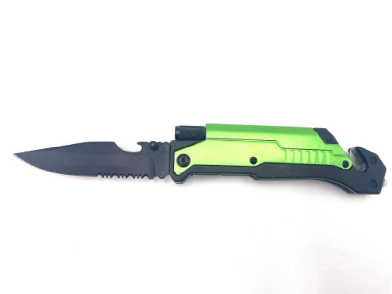 Photo 2 of BLACK GREEN SEATBELT CUTTER FLASHLIGHT POCKET KNIFE NEW 