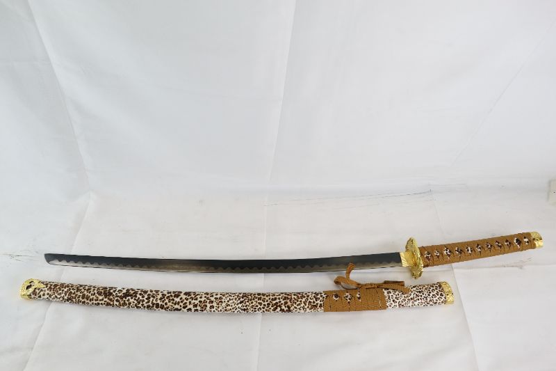 Photo 3 of 37 INCH CHEETAH PRINT KATANA SWORD 28 INCH BLADE NEW