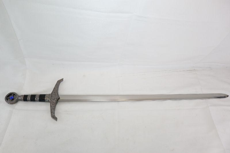 Photo 1 of 34 INCH MEDIEVAL SWORD WITH 26 INCH BLADE NEW