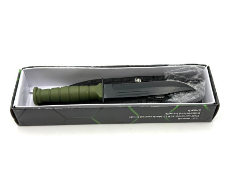 Photo 2 of 7.5 INCH SURVIVAL BLACK AND GREEN KNIFE NEW