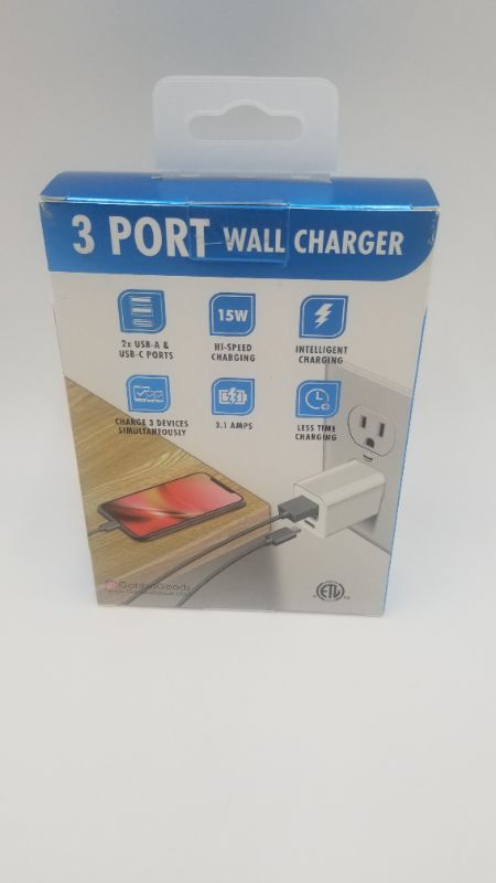 Photo 3 of 3 Port wall charger 2 USB and 1 Type C 15Watt 