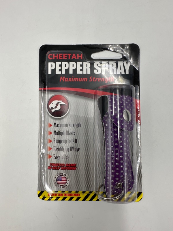 Photo 1 of CHEETAH PEPPER SPRAY MAX STRENGTH EASY TO USE WITH KEY CHAIN LOOP NEW