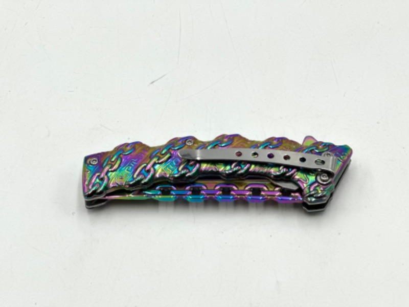 Photo 3 of OIL SLICK CHAIN DESIGNED POCKET KNIFE NEW 
