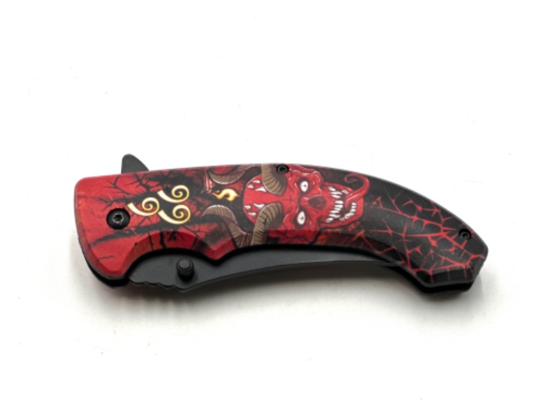 Photo 2 of DEVIL SKULL RED DESIGN POCKET KNIFE NEW