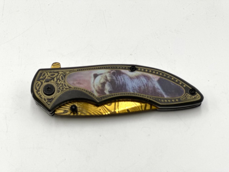 Photo 2 of BEAR GOLD OIL SLICK DESIGN POCKET KNIFE NEW