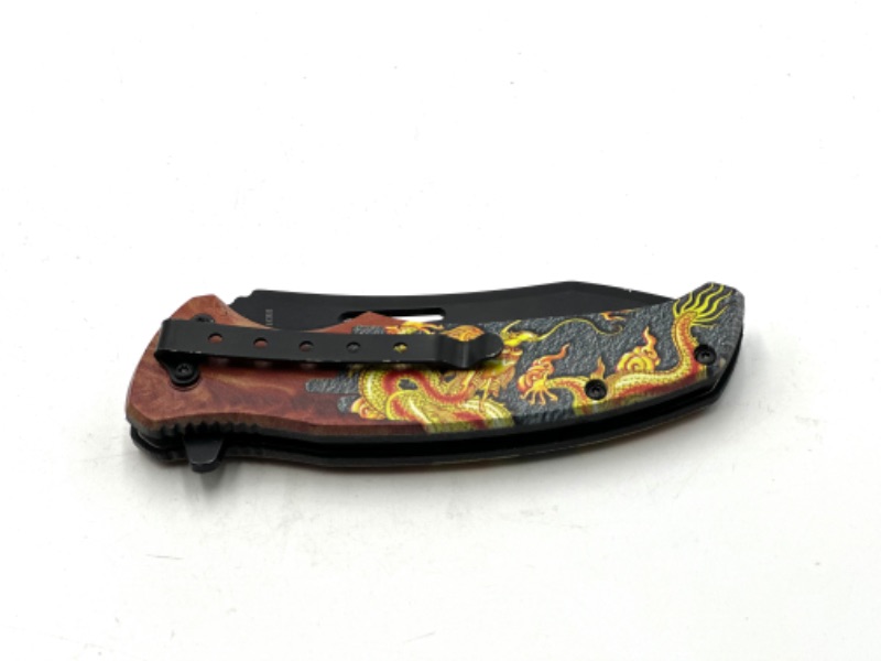Photo 3 of WOODEN AND DRAGON DESIGN POCKET KNIFE NEW 