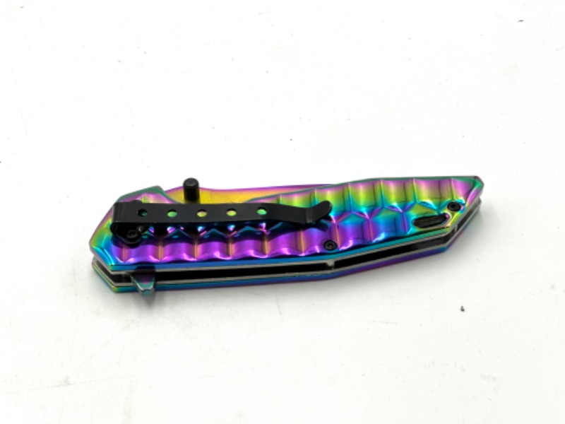 Photo 3 of OIL SLICK DESIGN FALCON POCKET KNIFE NEW