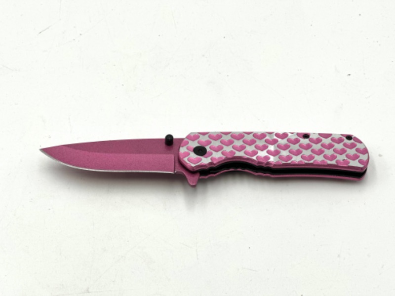 Photo 1 of PINK HEARTS POCKET KNIFE NEW