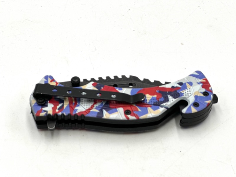 Photo 3 of RED WHITE BLUE CAMO STINGER POCKET KNIFE WITH WINDOW BREAKER AND SEAT BELT CUTTER NEW