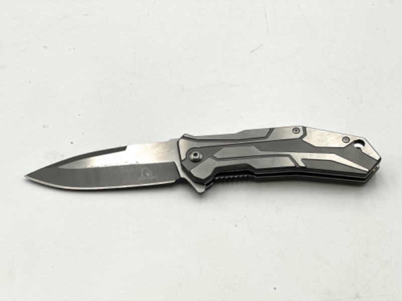 Photo 1 of SILVER DESIGNED POCKET KNIFE NEW